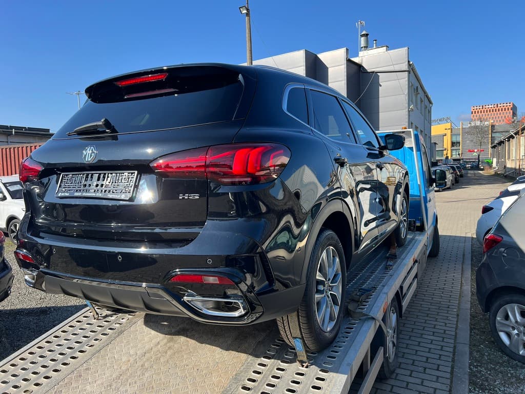Transport auta premium na lawecie HELP-CAR