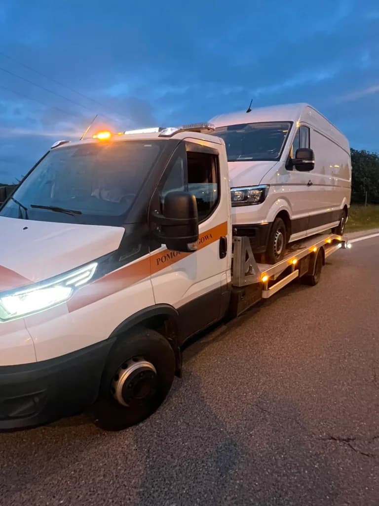 Transport busa dostawczego HELP-CAR
